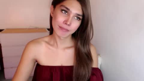 Snapshot of skyllerkent chatting on December 5, 3:59 am Sky online show from December 5, 3:59 am