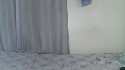 Snapshot of skyqueen0 chatting on November 3, 5:25 pm skyqueen0 online show from November 3, 5:25 pm