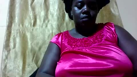 Snapshot of skyra1 chatting on December 29, 10:47 pm skyra1 online show from December 29, 10:47 pm