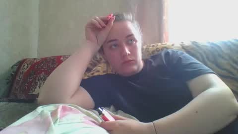 Snapshot of skyressie333 chatting on April 5, 5:59 am skyressie333 online show from April 5, 5:59 am