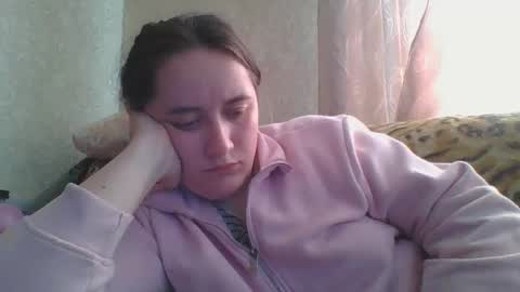 Snapshot of skyressie333 chatting on April 15, 7:15 am skyressie333 online show from April 15, 7:15 am