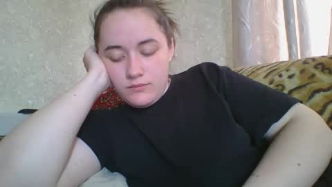Snapshot of skyressie333 chatting on April 25, 7:22 am skyressie333 online show from April 25, 7:22 am