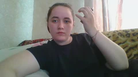 Snapshot of skyressie333 chatting on April 28, 7:57 am skyressie333 online show from April 28, 7:57 am