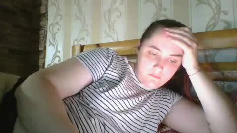 Snapshot of skyressie333 chatting on April 29, 7:09 pm skyressie333 online show from April 29, 7:09 pm
