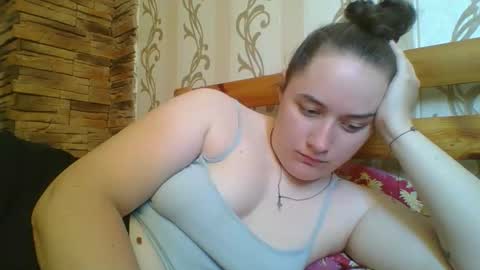 Snapshot of skyressie333 chatting on May 9, 9:03 am skyressie333 online show from May 9, 9:03 am
