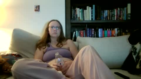 Sky Winters online show from May 28, 2:09 am