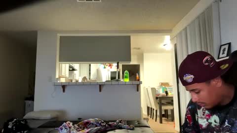 slangincock362 online show from June 11, 7:50 am
