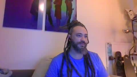 Snapshot of slashfantasy chatting on January 6, 2:14 pm slashfantasy online show from January 6, 2:14 pm