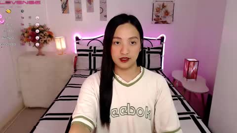 Snapshot of slave_amanda69 chatting on February 13, 8:38 am Queen Cyrine online show from February 13, 8:38 am