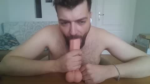 Snapshot of slavic_sword chatting on March 30, 9:21 am slavic_sword online show from March 30, 9:21 am