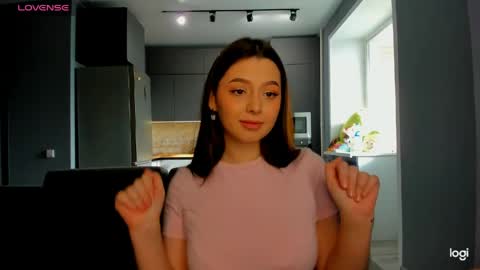 Snapshot of slay__zilla chatting on May 16, 2:05 pm slay__zilla online show from May 16, 2:05 pm