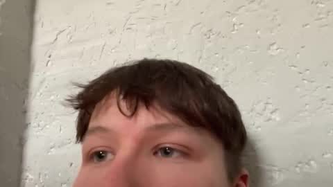 Snapshot of slay_cute_boy chatting on November 15, 10:12 am Slayboy online show from November 15, 10:12 am