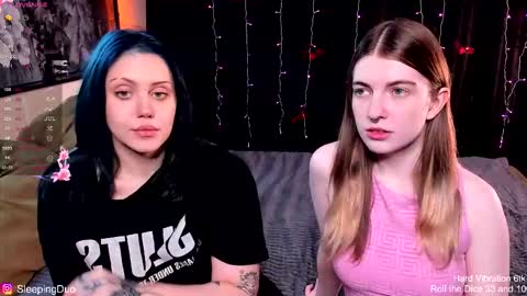 Snapshot of sleepingduo chatting on November 2, 1:13 pm Hi We are Iva and Angela Nice to meet u 3 online show from November 2, 1:13 pm