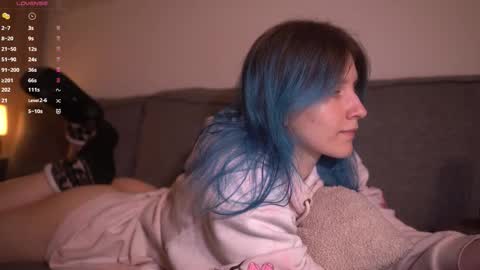 Snapshot of sleepingsonya chatting on February 8, 9:51 pm Sonya online show from February 8, 9:51 pm