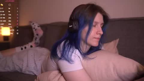 Snapshot of sleepingsonya chatting on February 15, 9:11 pm Sonya online show from February 15, 9:11 pm