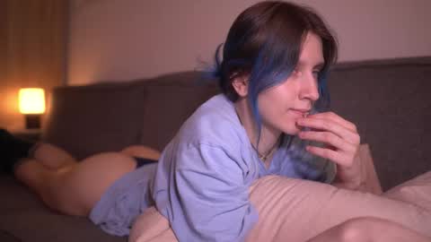 Snapshot of sleepingsonya chatting on February 22, 10:19 pm Sonya online show from February 22, 10:19 pm