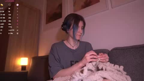 Snapshot of sleepingsonya chatting on March 4, 10:38 pm Sonya online show from March 4, 10:38 pm