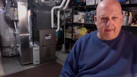 slick50000 online show from December 20, 6:37 pm