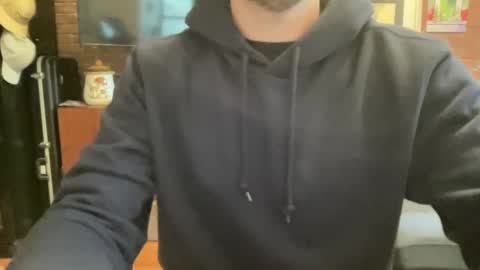 slickandeasy39 online show from December 19, 8:02 pm