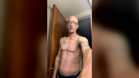 slim315488 online show from June 24, 10:36 am