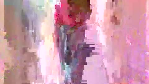 Alicia online show from April 2, 6:00 am