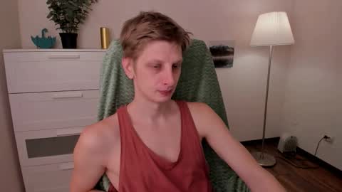 Snapshot of slim_andy chatting on October 23, 7:40 am Andy online show from October 23, 7:40 am