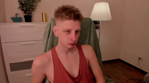 Snapshot of slim_andy chatting on November 7, 7:30 am Andy online show from November 7, 7:30 am