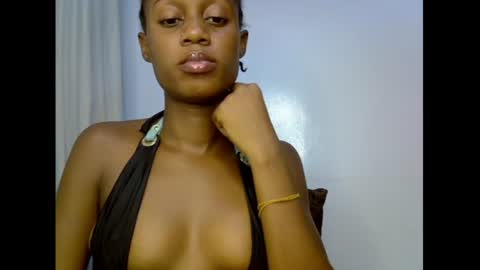 Snapshot of slim_candy12 chatting on June 27, 6:46 pm Lily online show from June 27, 6:46 pm