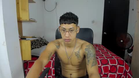 Snapshot of slim_master12 chatting on January 21, 5:41 pm slim_master12 online show from January 21, 5:41 pm