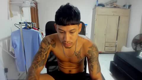 slim_master12 online show from December 21, 1:57 am