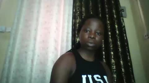 Snapshot of slim_petite_ebony chatting on February 13, 5:25 am slim_petite_ebony online show from February 13, 5:25 am