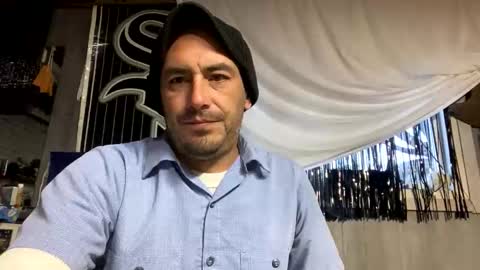 More more more online show from October 25, 9:31 pm