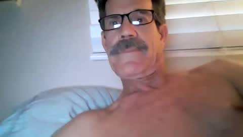 slimtallman1957 online show from January 19, 12:58 am