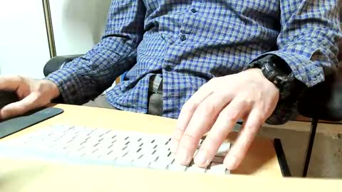 SlowGrow Uncut online show from December 12, 6:42 pm