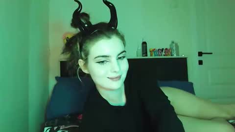 sloomonata online show from October 27, 1:42 am