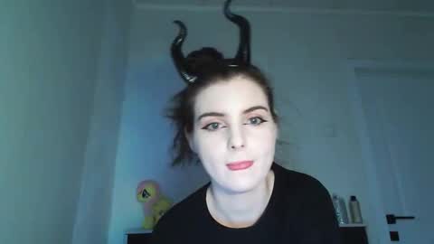 sloomonata online show from November 2, 3:42 am