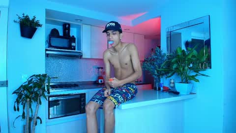 Shellsy  Jack AND THE GREAT Luis MODERATING  online show from April 12, 7:41 pm