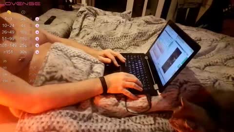 Snapshot of slotosandigora chatting on February 17, 6:20 am Slotos online show from February 17, 6:20 am