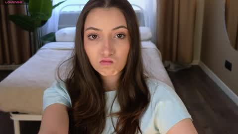 Emilia online show from April 12, 12:10 pm