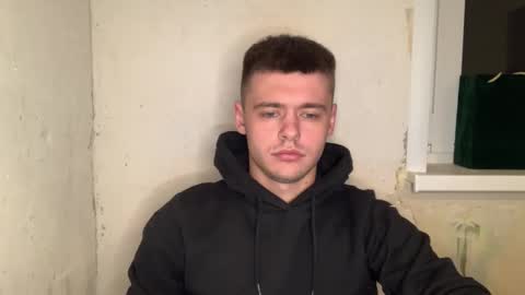 Snapshot of slowburner_ chatting on February 2, 8:29 pm Mike online show from February 2, 8:29 pm