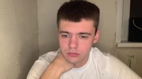 Snapshot of slowburner_ chatting on February 20, 8:42 pm Mike online show from February 20, 8:42 pm