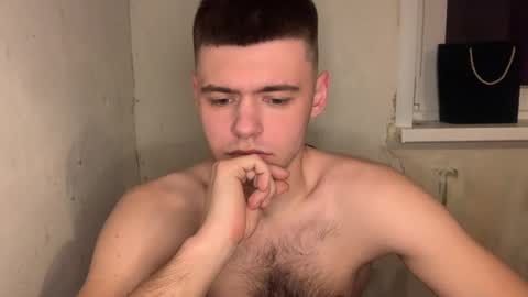 Snapshot of slowburner_ chatting on February 24, 8:40 pm Mike online show from February 24, 8:40 pm