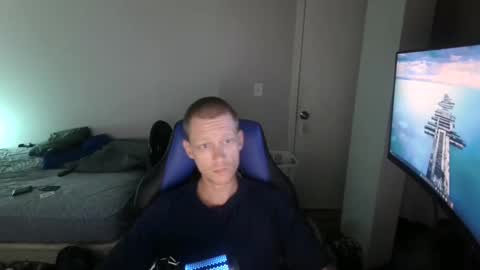 Snapshot of slugger506991 chatting on September 22, 12:18 pm slugger506991 online show from September 22, 12:18 pm