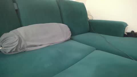 Snapshot of slutforallmiss chatting on October 30, 4:25 am Sam slave slut online show from October 30, 4:25 am