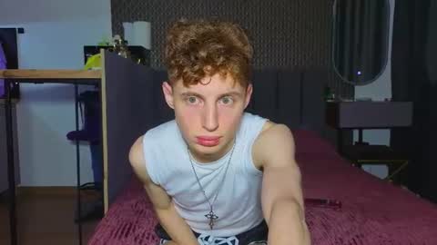 Snapshot of sluttsavage chatting on July 28, 11:17 am sluttsavage online show from July 28, 11:17 am