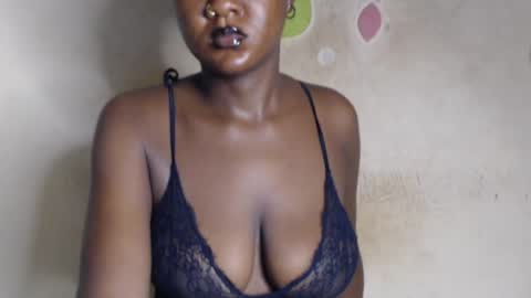 sluttx_choco online show from June 7, 8:01 pm