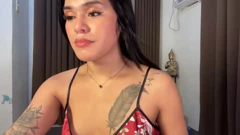 Snapshot of slutty_lavinia chatting on May 24, 11:37 am Slutty Lavinia online show from May 24, 11:37 am