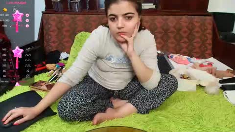 Snapshot of slutty_milf_bitch chatting on October 26, 11:38 am Ana online show from October 26, 11:38 am