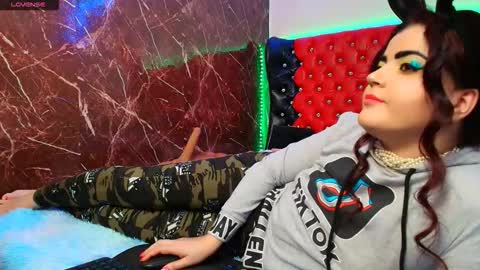 Ana    online show from February 20, 1:57 am