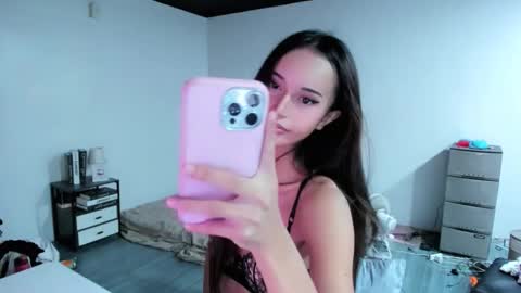 Snapshot of sluttykaye chatting on October 20, 1:39 am Fansly SluttyKaye -DONT FORGET TO FOLLOW AND THUMBS UP online show from October 20, 1:39 am